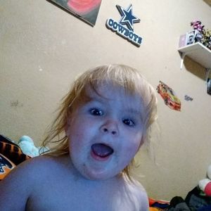 Meet your Posher, Holly